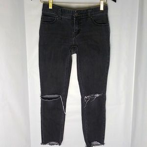 Free People Low Rise Crop Skinny Jean Distressed w/ Raw Hem Size 26